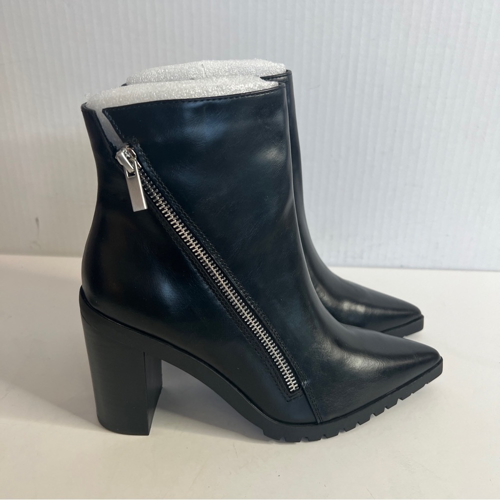 Nwt Charles By Charles David Dominate Boots - image 1